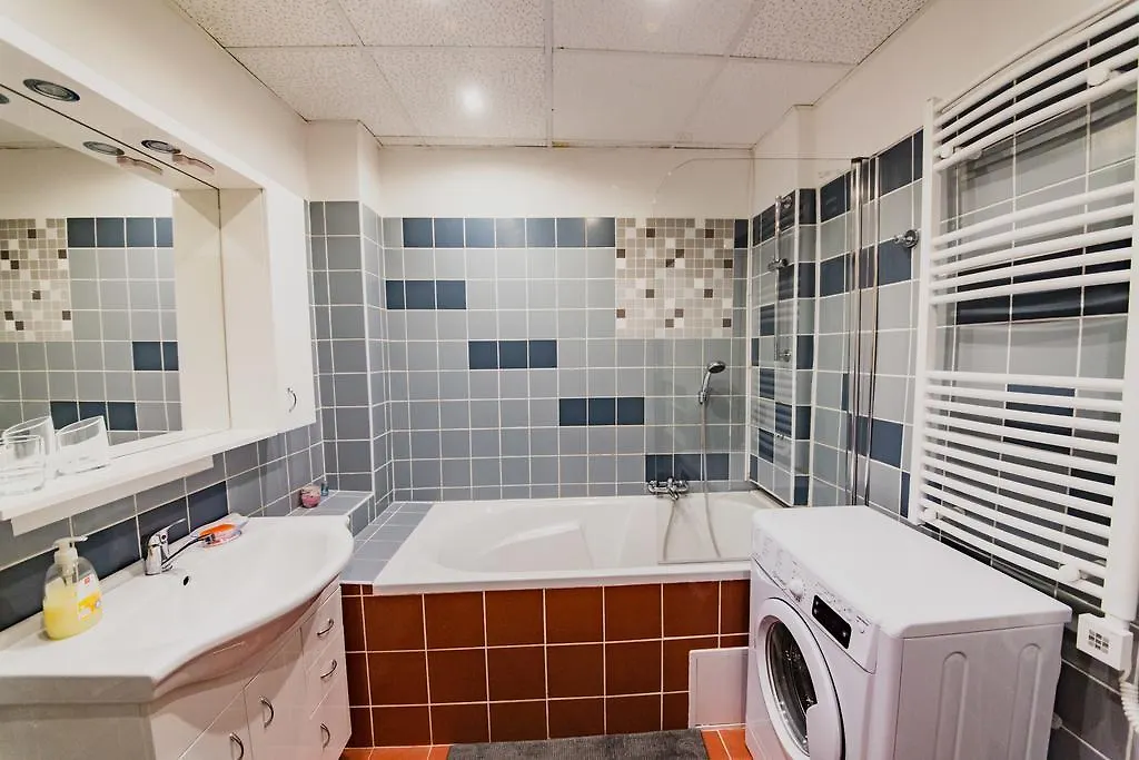 Apartment Aqua Vita 카를로비바리 0*,  체코